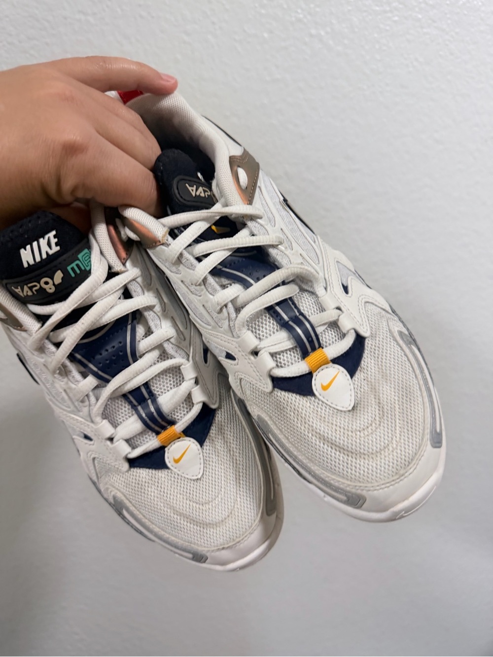 Nike Air VaporMax White Black Accent Sneakers - Picture 7 of 9